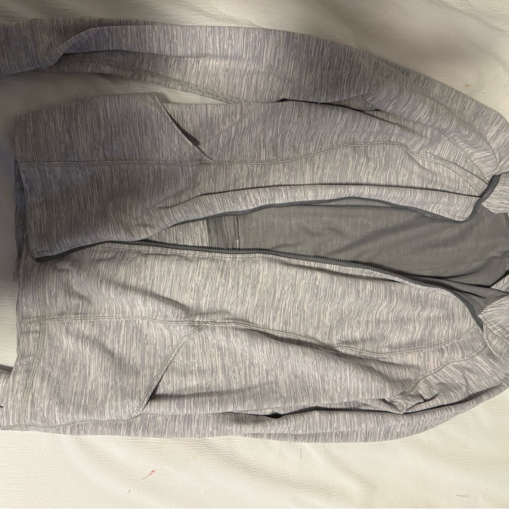 Lululemon light gray workout zip up